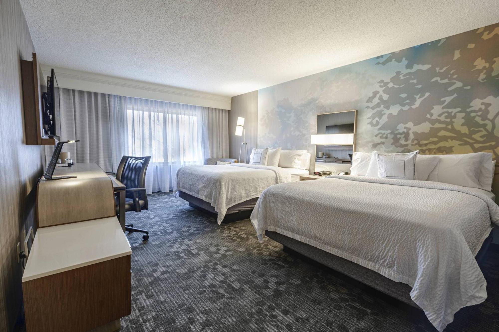 Courtyard By Marriott Cleveland Willoughby Hotel Eksteriør billede