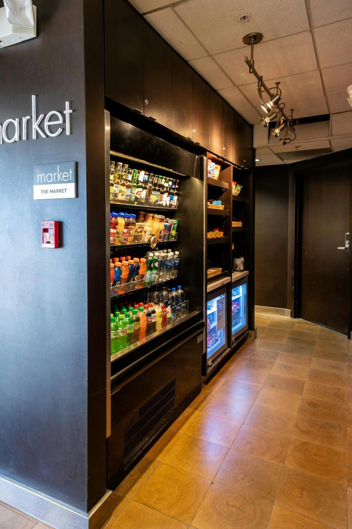 Courtyard By Marriott Cleveland Willoughby Hotel Eksteriør billede
