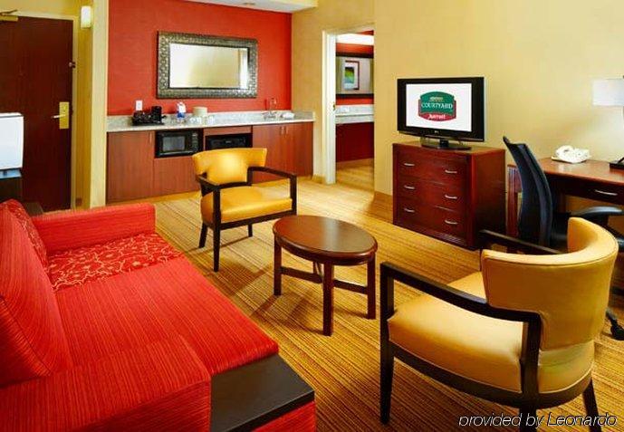 Courtyard By Marriott Cleveland Willoughby Hotel Værelse billede