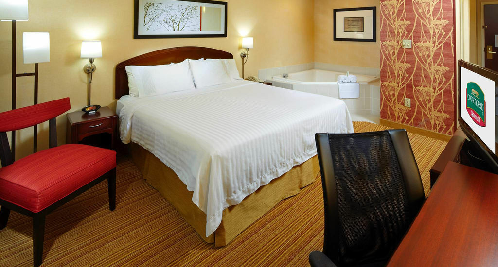 Courtyard By Marriott Cleveland Willoughby Hotel Værelse billede